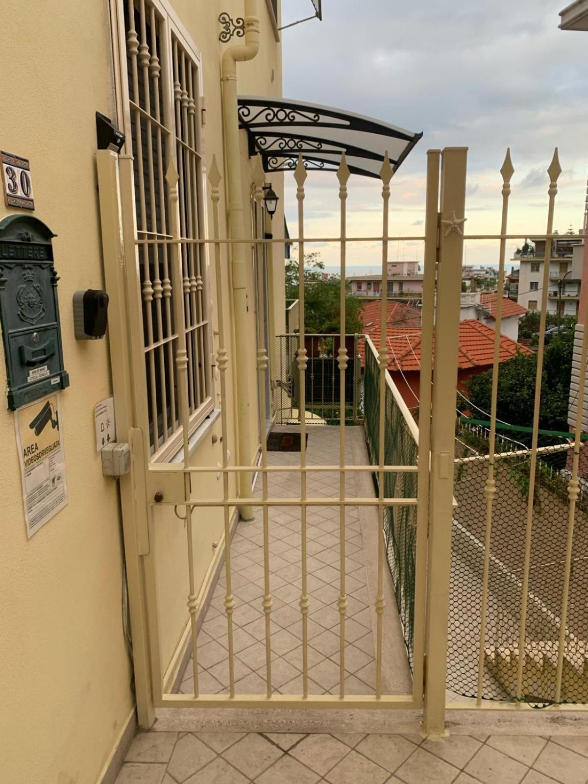 Aria Di Mare Apartment Sanremo Exterior photo